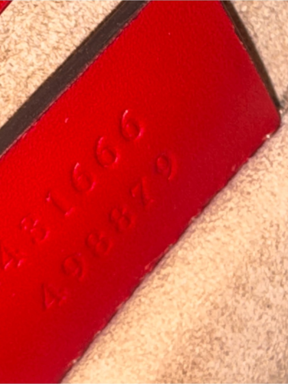 Gucci Sylvie Chain Bag in Hibiscus Red calf skin Leather. ✅AUTHENTIC✅ - Picture 5 of 14